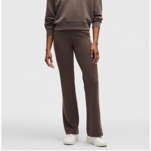 Lulu lemon- Ribbed Softstreme Flared Pant Regular